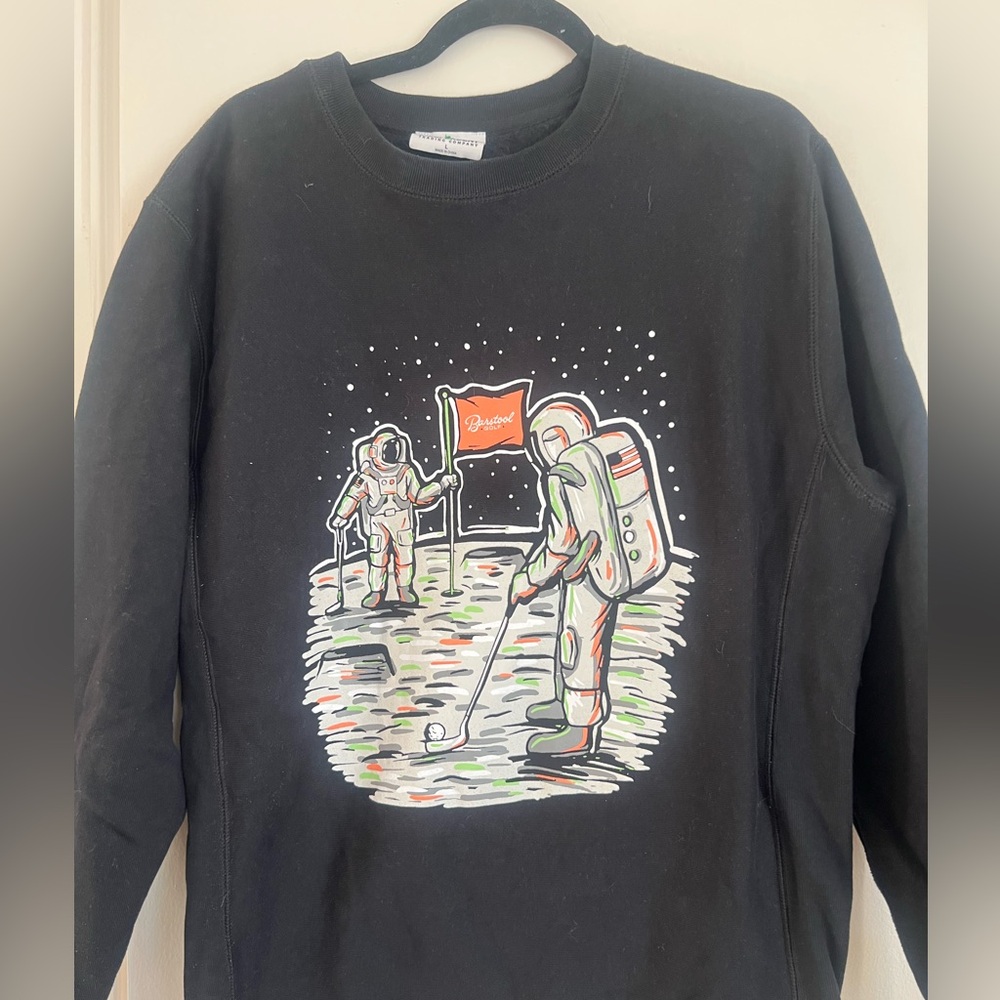 Black Sweatshirt with Astronaut Golf Print